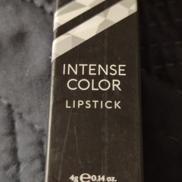 Farmasi make up combo - Picture 4 of 13